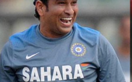 'സ​ച്ചി​ന്‍';ഒ​രു ബാ​റ്റു​കൊ​ണ്ട് കോ​ടാ​നു​കോ​ടി ഹൃ​ദ​യ​ങ്ങ​ളെ കീ​ഴ​ട​ക്കി​യ ആ ​ഇ​തി​ഹാ​സ​ത്തി​ന് ഇ​ന്ന് 51 വ​യ​സ്