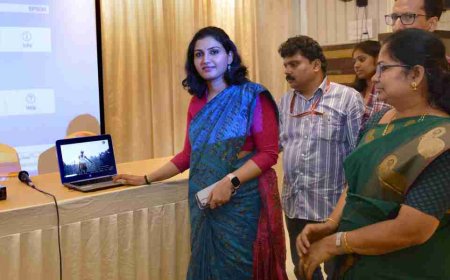 വോട്ടവകാശം വിനിയോഗിക്കണം: വീഡിയോ ജില്ലാ കളക്ടര്‍ ഡോ.രേണുരാജ് പ്രകാശനം ചെയ്തു*