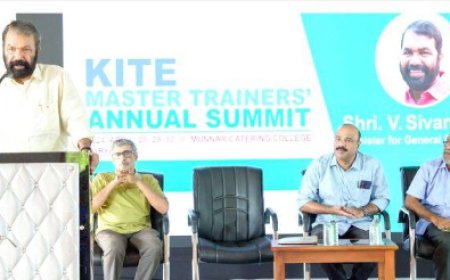 അദ്ധ്യാപകർക്കുള്ള ആർട്ടിഫിഷ്യൽ ഇന്റലിജൻസ് പരിശീലന മൊഡ്യൂൾ പ്രകാശനം ചെയ്തു