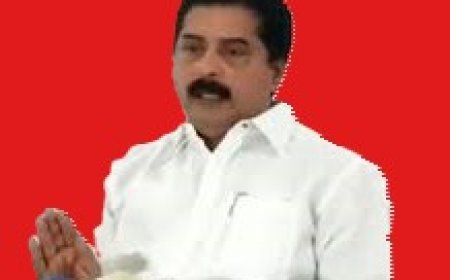 ‘ഞങ്ങൾ ഇടതുപക്ഷ ജനാധിപത്യ മുന്നണിയുടെ ഭാഗമാണ്, ജനിക്കാത്ത കുഞ്ഞിൻറെ ജാതകം എഴുതുന്ന സ്വഭാവം കേരള കോൺഗ്രസിന് ഇല്ല’, റോഷി അഗസ്റ്റിൻ;പി.ജെ. ജോസഫ് അരൂപിയായി ചർച്ച നടത്തിക്കാണും