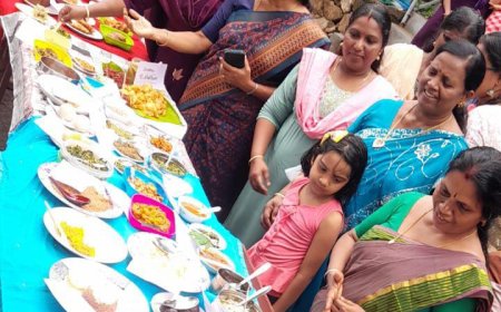 നാടൻ ഭക്ഷണങ്ങളുടെ പ്രദർശനവും  കുടുംബശ്രീയുടെ  'എന്നിടം ' ഉത്ഘാടനവും