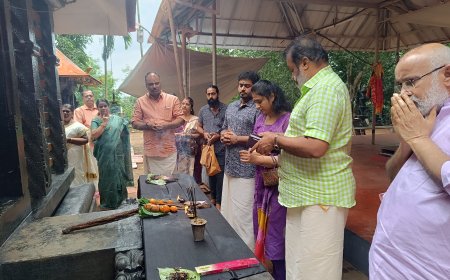 സുരേഷ്‌ഗോപി ശ്രീ പൂവൻപാറ മല ക്ഷേത്രത്തിലും, എരുമേലി പഞ്ചതീർത്ഥ പരാശക്തി ദേവസ്ഥാനത്തും എത്തി തൊഴുത് പ്രാർത്ഥിച്ചു