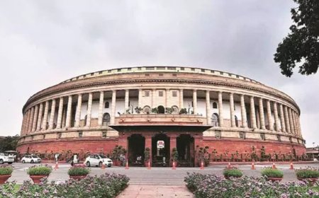 കേരളത്തിൽനിന്ന് ലോക്സഭയിലേക്ക് വനിതകളില്ല