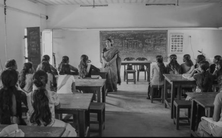 സ്കൂളുകൾക്ക് 25 ശനിയാഴ്ചകൾ അധ്യയനദിനം. വിദ്യാഭ്യാസ കലണ്ടർ പ്രസിദ്ധീകരിച്ചു