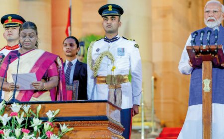 മോ​ദി സ​ർ​ക്കാ​ർ 3.0 അധികാരമേറ്റു : മ​ന്ത്രി​സ​ഭ​യി​ല്‍ 30 ക്യാ​ബി​നെ​റ്റ് മ​ന്ത്രി​മാ​രും 41 സ​ഹ​മ​ന്ത്രി​മാ​രും