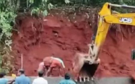 അ​ടി​മാ​ലി​യി​ല്‍ ദേ​ശീ​യ​പാ​ത നി​ര്‍​മാ​ണ​ത്തി​നി​ടെ മ​ണ്ണി​ടി​ഞ്ഞ് അ​പ​ക​ടം