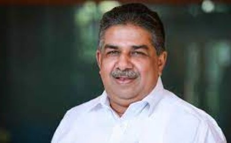 വേട്ടക്കാരനൊപ്പമല്ല, ആരെയും സംരക്ഷിക്കേണ്ട ബാധ്യത സർക്കാരിനില്ല': മന്ത്രി സജി ചെറിയാൻ