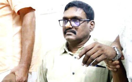 ഒരു ലക്ഷം കൈക്കൂലി: അസി. എൻജിനിയറും കോൺട്രാക്ടറും പിടിയിൽ