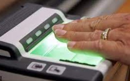 അക്ഷയ കേന്ദ്രങ്ങള് വഴി ഇ മസ്റ്ററിങ് ചെയ്യണം