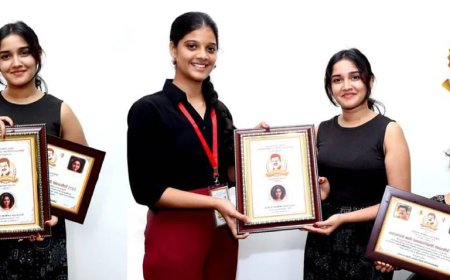 കലാഭവൻ മണി മെമ്മോറിയൽ അവാർഡ് അനിഘ സുരേന്ദ്രൻ  സ്വീകരിച്ചു