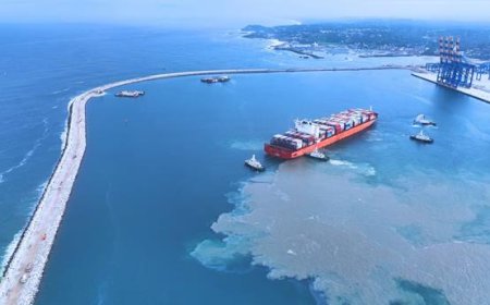 വി​ഴി​ഞ്ഞ​ത്തേ​ക്ക് ഇ​ന്ന്  ര​ണ്ടാം ച​ര​ക്ക് ക​പ്പ​ലെ​ത്തു​ന്നു