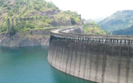കനത്ത മഴ: ഇടുക്കി ജില്ലയിൽ ബുധനാഴ്ച നിയന്ത്രണങ്ങൾ ഏർപ്പെടുത്തി