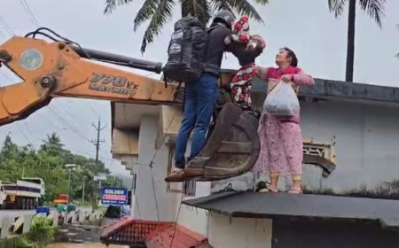 മഴയെത്തുടര്‍ന്ന് വെള്ളക്കെട്ട് : മാനന്തവാടിയിൽ വാടകവീട്ടില്‍ കുടുങ്ങിയവരെ മണ്ണുമാന്തിയന്ത്രം എത്തിച്ച് രക്ഷപ്പെടുത്തി