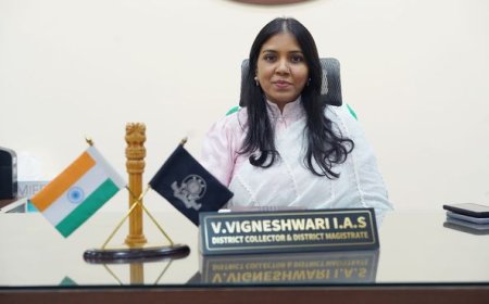 കുട്ടികളേ ...മഴയും കാറ്റുമൊക്കെ കാരണം നാളെയും (31 ജൂലൈ) അവധിയാണ് കേട്ടോ...മറക്കണ്ട....സമയം വെറുതെ കളയരുത്.:കുട്ടികൾക്ക് ഉപദേശവുമായി ഇടുക്കി കളക്ടർ