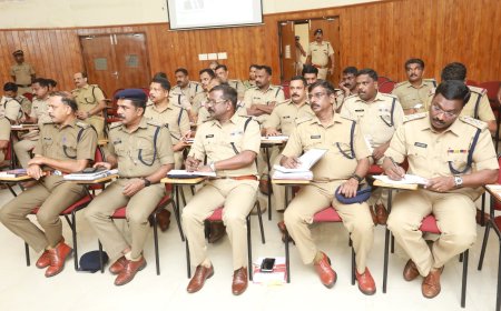 പോ​ലീ​സ് ഉ​ദ്യോ​ഗ​സ്ഥ​ർ​ക്കാ​യി സെ​മി​നാ​ർ