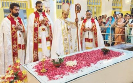 അല്‍ഫോന്‍സാമ്മ സഹനങ്ങളിലും ദൈവത്തെ സ്‌നേഹിച്ചവൾ: മാര്‍ ജോ​​സ് പുളിക്കല്‍