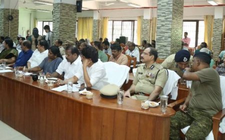 മികച്ച രക്ഷാപ്രവർത്തനമെന്ന് സർവകക്ഷിയോഗം; പുനരധിവാസം സമഗ്രമായി നടപ്പാക്കണമെന്ന് ആവശ്യം