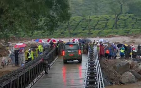 വയനാട്ടിൽ തിരച്ചിൽ നാലാം ദിനം: ദൗത്യ സംഘം മുണ്ടക്കൈയിലേക്ക്