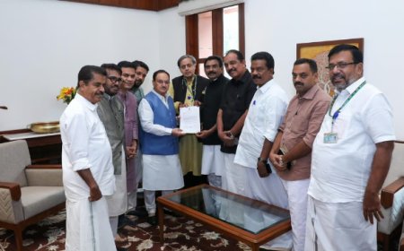 നീറ്റ് പിജി എക്‌സാം സെന്റര്‍ കേരളത്തില്‍ തന്നെ വേണം; കേന്ദ്രമന്ത്രിയെ സന്ദര്‍ശിച്ച് എംപിമാര്‍