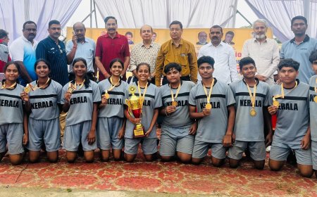 ആഗ്രയിൽ വെച്ച് നടന്ന ദേശീയ വടംവലി ചാമ്പ്യൻഷിപ്പിൽ U/17 മിക്സഡ്  വിഭാഗത്തിൽ  കേരള ടീമിന്   സ്വർണ്ണ നേട്ടം .