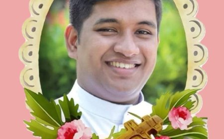 ദേ​ശീ​യ പ​താ​ക താ​ഴ്ത്തു​ന്ന​തി​നി​ടെ വൈ​ദീ​ക​ൻ ഷോ​ക്കേ​റ്റ് മ​രി​ച്ചു