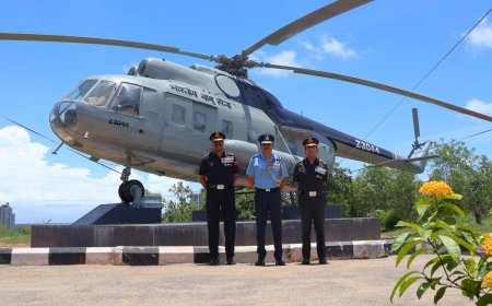 വയനാട് രക്ഷാ പ്രവർത്തനത്തെ നയിച്ച കമാൻഡർമാർ അവരുടെ പൂർവ്വ വിദ്യാലയം സന്ദർശിച്ചു