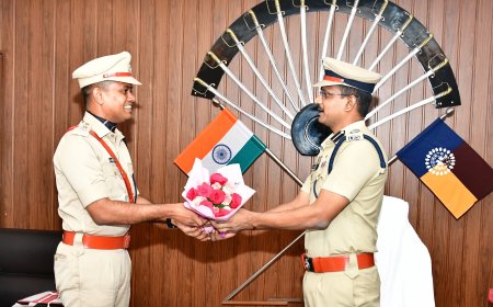 കോട്ടയം  ജില്ലാ പോലീസ് മേധാവിയായി ഷാഹുൽ ഹമീദ് എ. ഐ.പി.എസ് ചുമതലയേറ്റു.