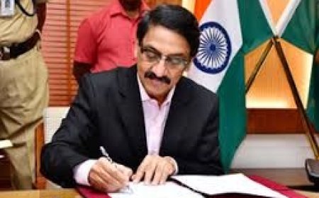 ദുരന്ത ബാധിതരെ കേട്ട് ചീഫ് സെക്രട്ടറി