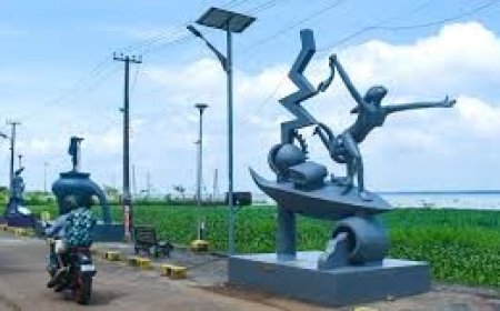 വൈക്കം ബീച്ച് മൈതാനത്തിന് സംരക്ഷണഭിത്തി നിർമിക്കാൻ നിർദേശം