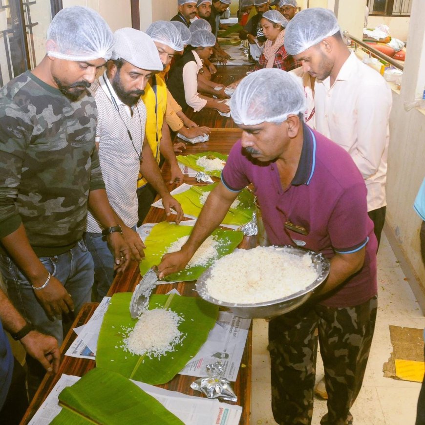 രക്ഷാപ്രവർത്തകർക്കുള്ള ഭക്ഷണം, കമ്യൂണിറ്റി കിച്ചൻ സജീവം