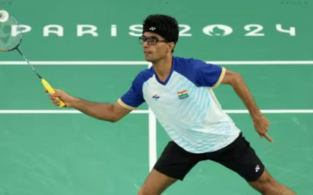 പാ​രാ​ലിം​പി​ക്സി​ല്‍  വെ​ള്ളി​മെ​ഡ​ല്‍ നേ​ടി  സു​ഹാ​സ് ച​രി​ത്രം കു​റി​ച്ചു