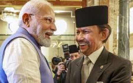 ബ്രൂണൈ സുൽത്താൻ ഹാജി ഹസ്സനൽ ബോൾക്കിയയുമായി പ്രധാനമന്ത്രി കൂടിക്കാഴ്ച നടത്തി