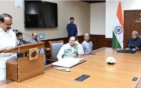 രാജ്യസഭാംഗമായി തെരഞ്ഞെടുക്കപ്പെട്ട കേന്ദ്രമന്ത്രി ജോര്ജ് കുര്യന് സത്യപ്രതിജ്ഞ ചെയ്തു