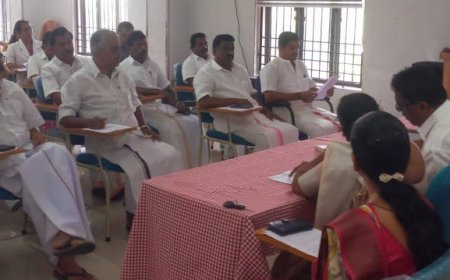 ആരോഗ്യ പ്രവർത്തകർ എപ്പോഴെങ്കിലും വന്നാൽ പോരാ: ജനറൽ ആശുപത്രിയിൽ ബയോമെട്രിക് പഞ്ചിംഗ് ഹാജർ നടപ്പാക്കുന്നു.