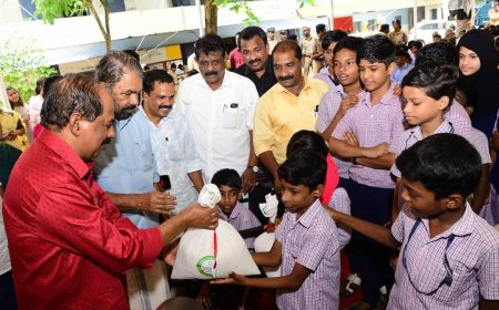 കുട്ടികൾക്ക് ഓണത്തിന് 5 കിലോ അരി വിതരണം ചെയ്യുന്നത് ഭക്ഷ്യഭദ്രത ഉറപ്പുവരുത്താൻ: മന്ത്രി വി ശിവൻകുട്ടി