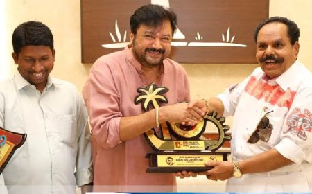 സിനിമ പ്രേക്ഷക കൂട്ടായ്മയുടെ അഞ്ചാമത് ക്യാപ്റ്റൻ രാജു അവാർഡ് നടൻ ജയറാം ഏറ്റുവാങ്ങി.