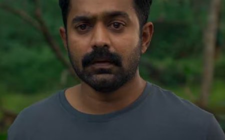 പ്രമുഖ ഓണ്ലൈന് ടിക്കറ്റ് ബുക്കിങ് പ്ലാറ്റ്ഫോമായ ബുക്ക് മൈ ഷോയില് ഏറ്റവുമധികം ടിക്കറ്റുകള് വിറ്റഴിഞ്ഞ ചിത്രമായി ‘കിഷ്കിന്ധാ കാണ്ഡം'