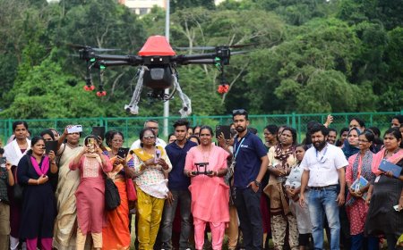 ഡ്രോണിൽ കൃഷിയിറക്കി കുടുംബശ്രീ