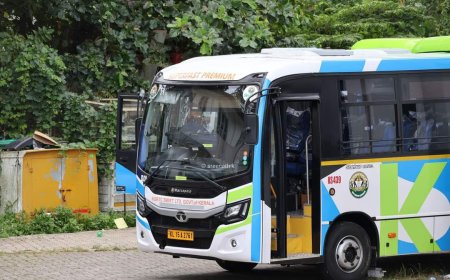 എ​സി പ്രീ​മി​യം ബ​സിന്‌റെ ആ​ദ്യ സ​ർ​വീ​സ് എ​രു​മേ​ലിവ​ഴി തു​ട​ങ്ങി