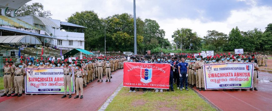 സ്വച്ഛത അഭിയാൻ കാമ്പെയ്‌നും ഗാന്ധി ജയന്തിയും ആഘോഷിച്ച് പ്രതിരോധ സേനാ വിഭാഗങ്ങൾ