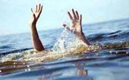 ക​ല്ല​ട​യാ​റ്റി​ല്‍ കു​ളി​ക്കാ​നി​റ​ങ്ങി​യ​പ്പോ​ൾ അ​പ​ക​ടം; ര​ണ്ട് പേ​ർ മു​ങ്ങി​മ​രി​ച്ചു