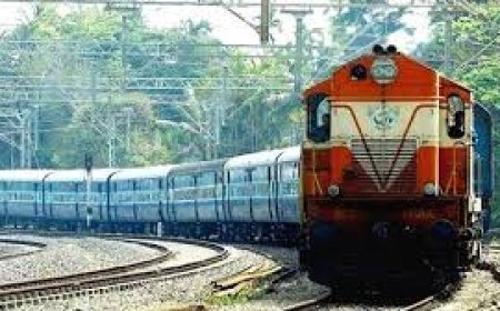 ശബരി റെയില് പദ്ധതി രണ്ട് ഘട്ടമായി വിപുലീകൃതമായി നടപ്പാക്കും