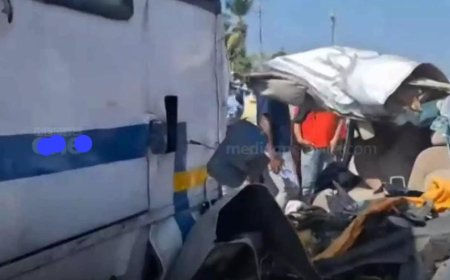 കാസർഗോഡ്  വാഹനാപകടത്തിൽ സഹോദരങ്ങൾക്ക് ദാരുണ അന്ത്യം