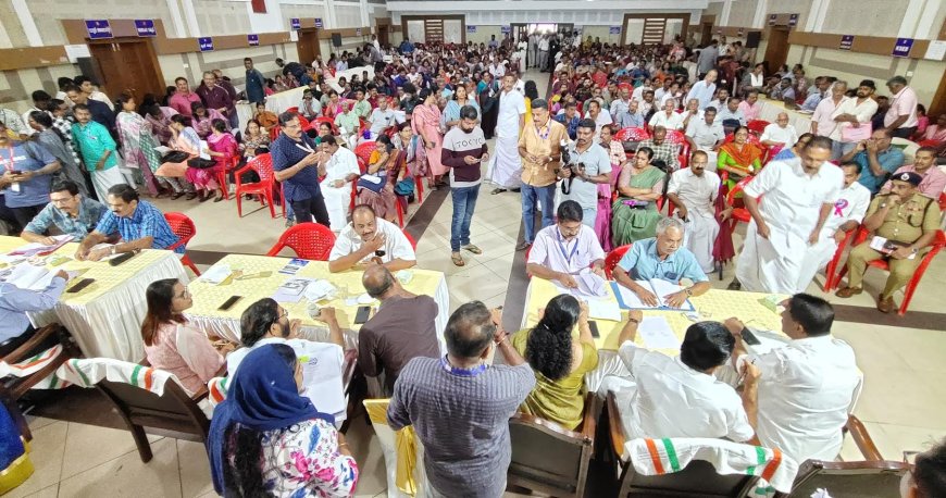 കരുതലും കൈത്താങ്ങും' പരാതിപരിഹാര അദാലത്ത്: മീനച്ചിലിൽ 166 പരാതികൾക്ക് ഉടനടി പരിഹാരം