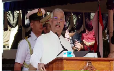 വികസനകാര്യങ്ങളിൽ കേരളം മുന്നിൽ  : റിപ്പബ്ലിക് ദിന പരേഡിൽ ഗവർണർ രാജേന്ദ്ര അർലേകർ