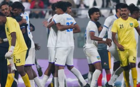 ദേ​ശീ​യ ഗെ​യിം​സ് പു​രു​ഷ ഫു​ട്ബോ​ൾ ഫൈ​ന​ലി​ൽ കേ​ര​ള​ത്തി​നു സ്വ​ർ​ണം