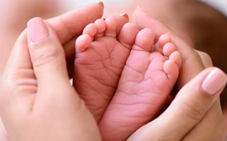 പൂ​പ്പാ​റ​യി​ൽ ഒ​ന്ന​ര​വ​യ​സു​കാ​ര​ൻ കു​ള​ത്തി​ൽ മ​രി​ച്ച​നി​ല​യി​ൽ