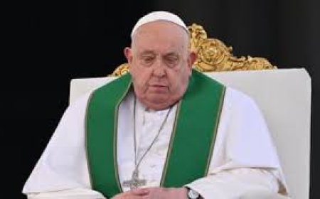 ഫ്രാന്സിസ് മാര്പാപ്പയുടെ നില അതീവ ഗുരുതരമെന്ന് മെഡിക്കൽ ബുള്ളറ്റിൻ