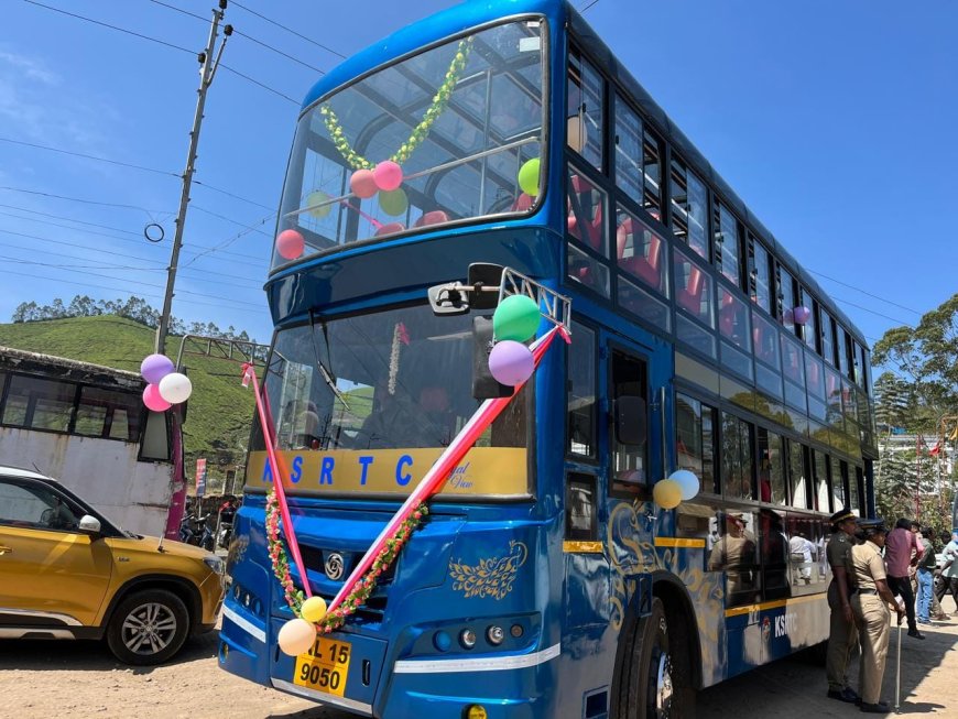 'ഈ ബസ്സിലെ ലൈറ്റൊന്നും ഇടാൻ വച്ചതല്ല, ഭംഗിക്ക് വേണ്ടിയാ': ഹൈക്കോടതി വിമർശനത്തിന് പിന്നാലെ മന്ത്രി ഗണേഷ് കുമാർ