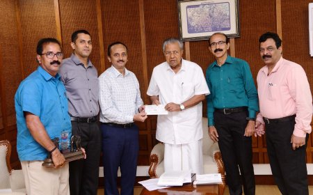 കഴക്കൂട്ടം സൈനിക സ്കൂൾ  ജീവനക്കാർ മുഖ്യമന്ത്രിയെ സന്ദർശിച്ചു